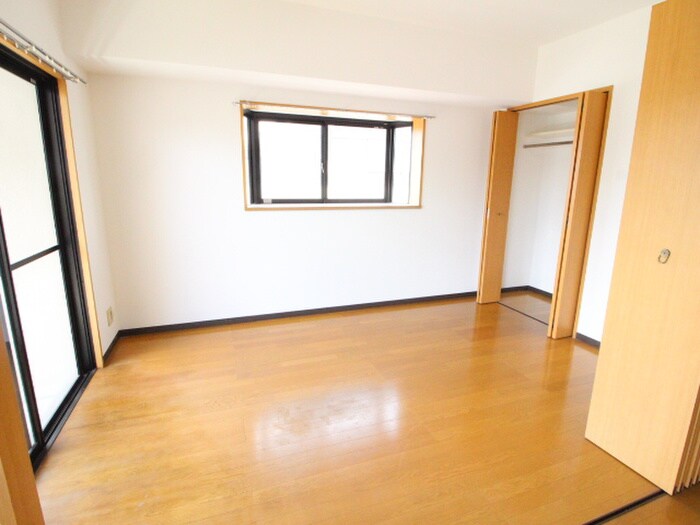 物件内観写真22　(居室)