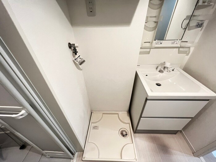 物件内観写真14　(洗濯機置場)