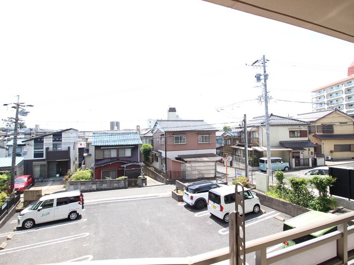 物件内観写真17　(室内からの展望)