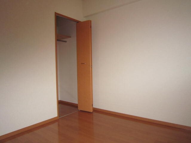 物件内観写真14　(収納)