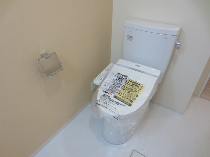 物件内観写真14　(トイレ)