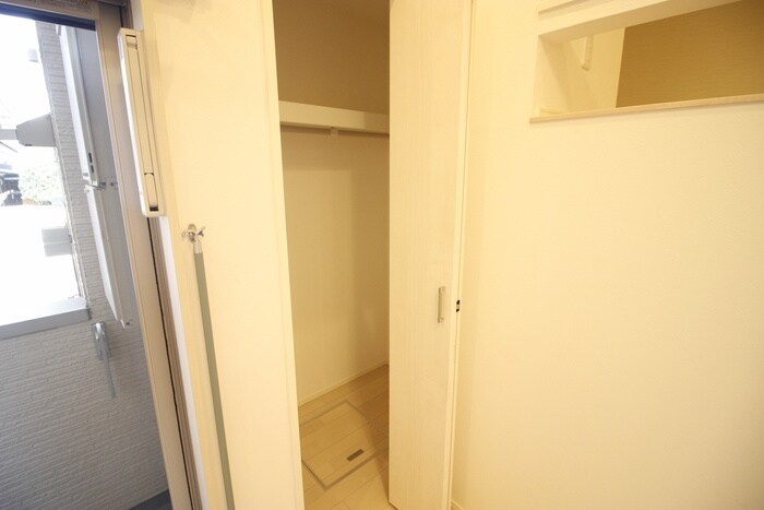 物件内観写真9　(収納)
