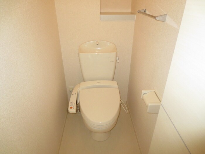 物件内観写真14　(トイレ)