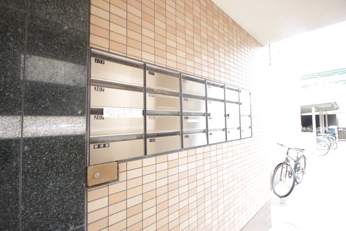 物件外観写真4　(建物設備)