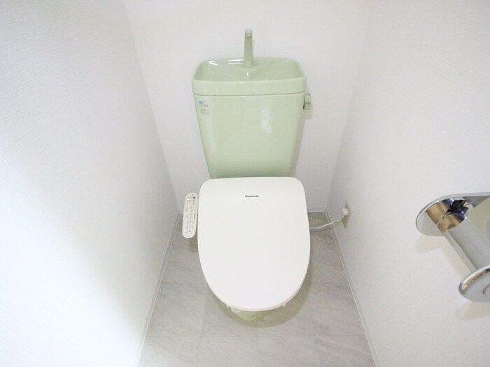 物件内観写真15　(トイレ)