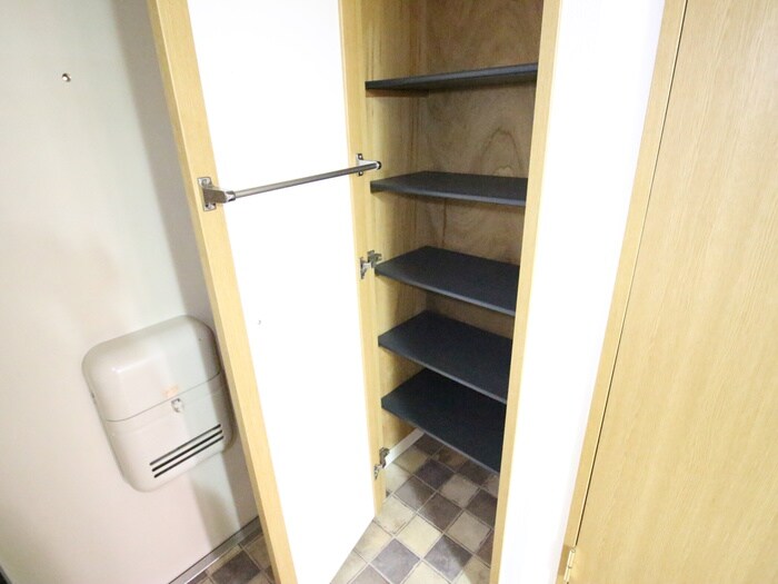 物件内観写真16　(靴箱)