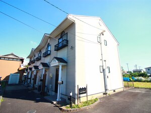 Ｇｒａｎｄｃｈａｒｉｏｔ外観写真