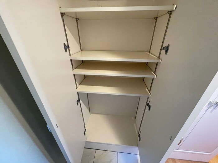 物件内観写真17　(靴箱)