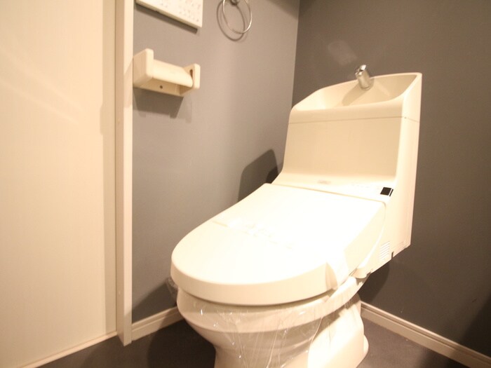 物件内観写真13　(トイレ)