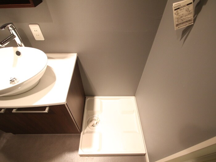 物件内観写真14　(洗濯機置場)