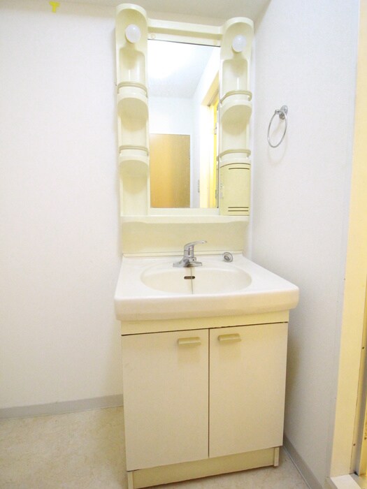 物件内観写真12　(洗面)