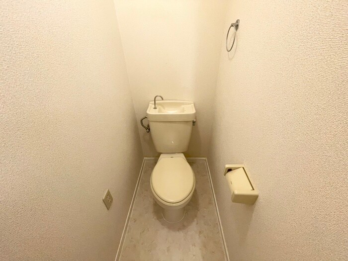 物件内観写真15　(トイレ)