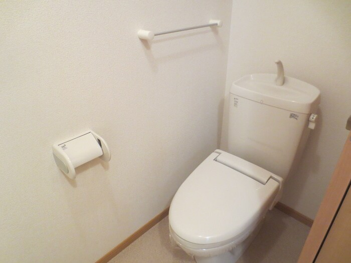 物件内観写真7　(トイレ)