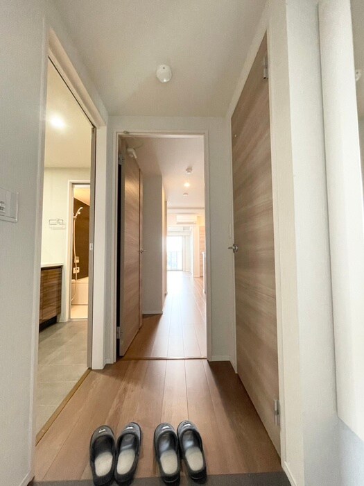 物件内観写真11　(廊下)