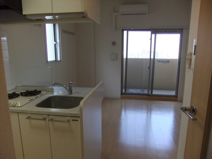 物件内観写真3　(居室)