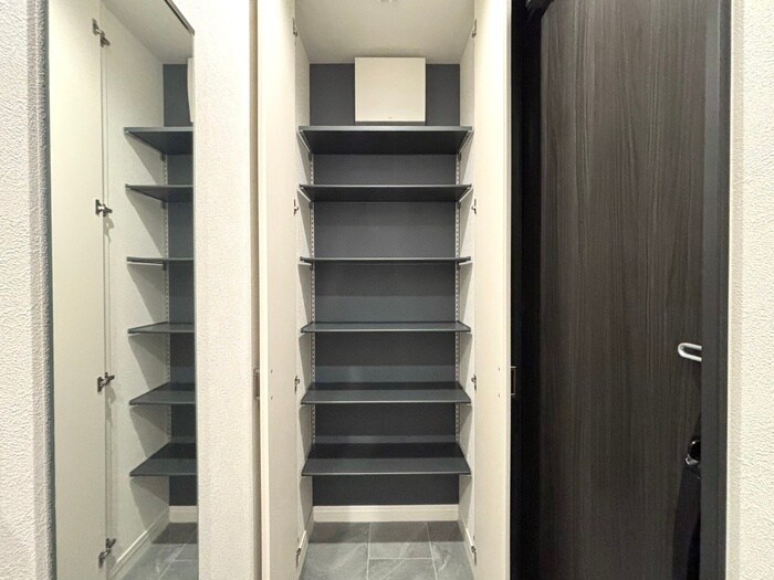 物件内観写真16　(靴箱)