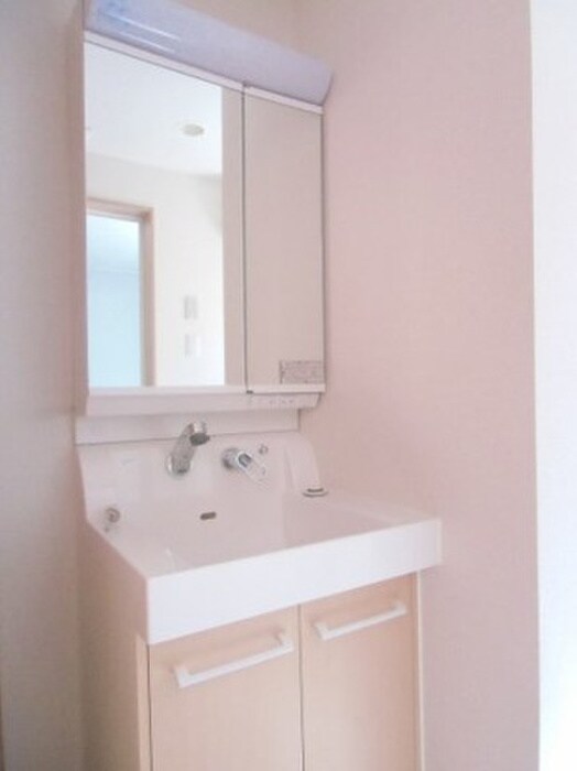 物件内観写真8　(洗面)