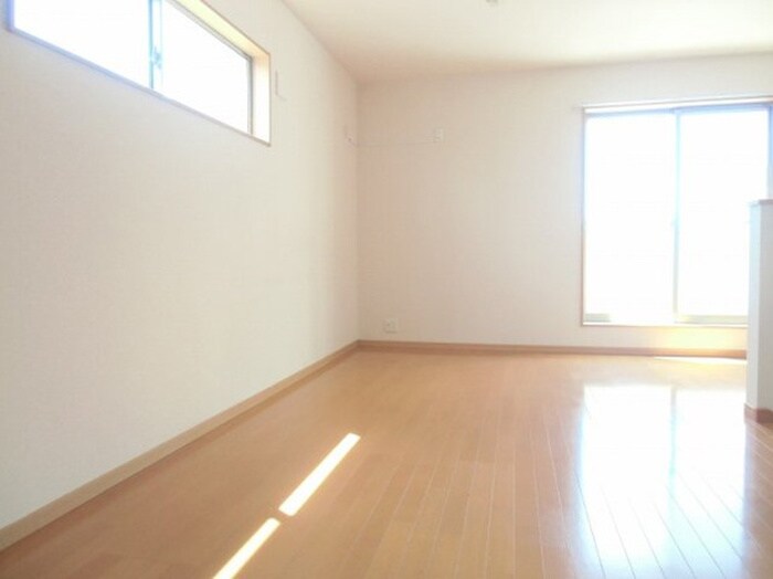 物件内観写真13　(居室)