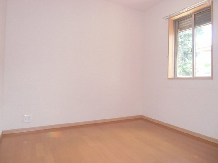 物件内観写真16　(居室)