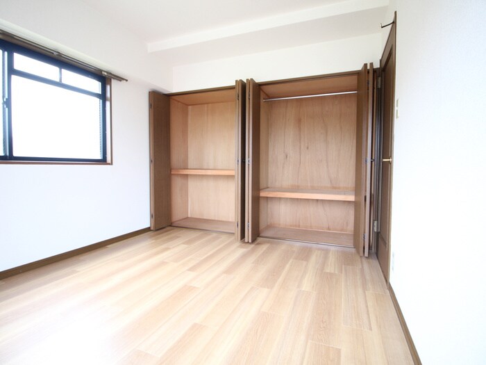 物件内観写真13　(居室)