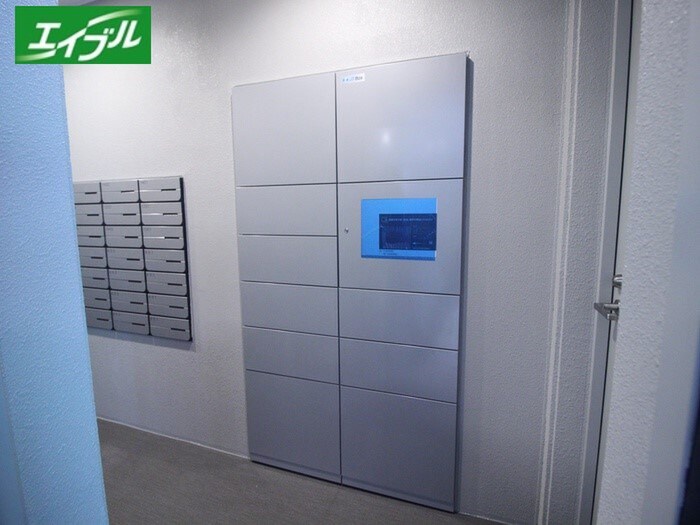 物件外観写真4　(建物設備)