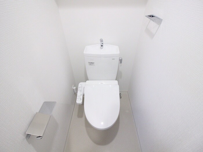 物件内観写真12　(トイレ)