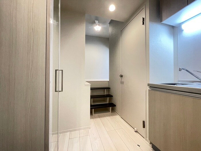 物件内観写真17　(廊下)