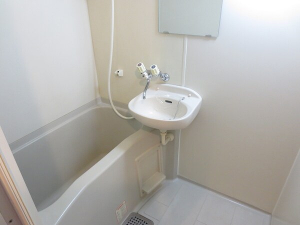 バス／シャワールーム等