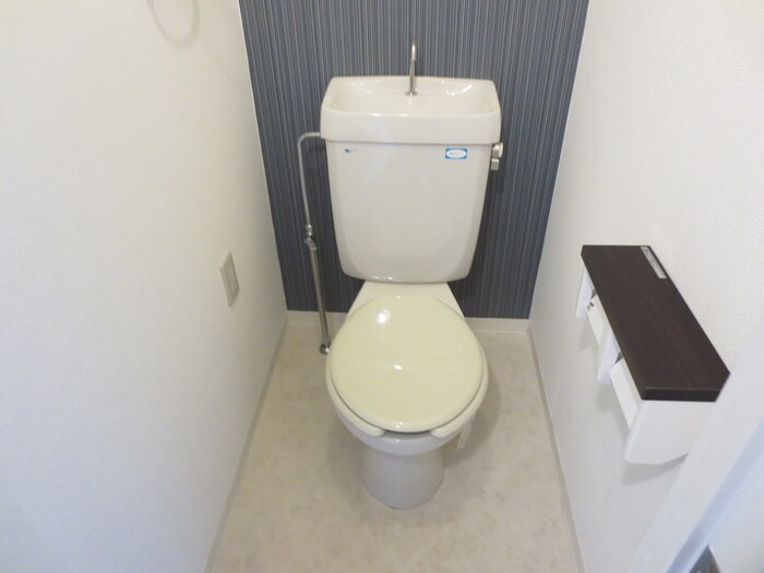物件内観写真12　(トイレ)