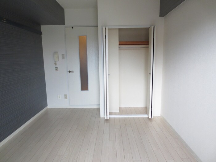 物件内観写真15　(居室)