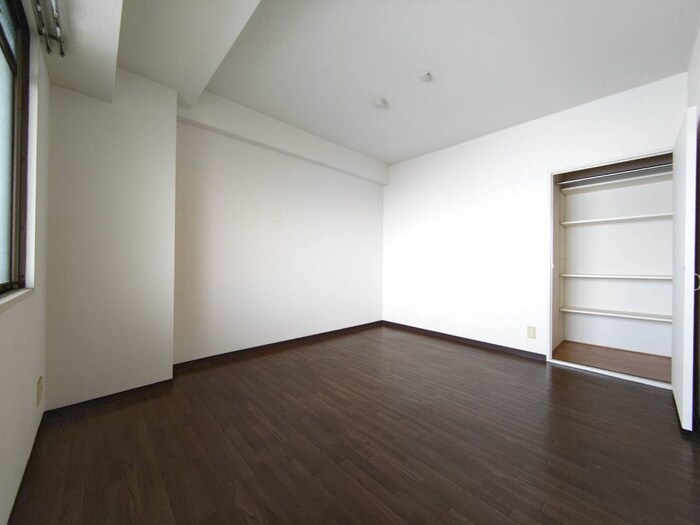 物件内観写真12　(居室)