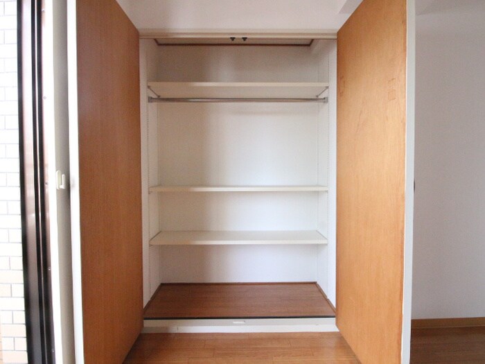 物件内観写真13　(収納)