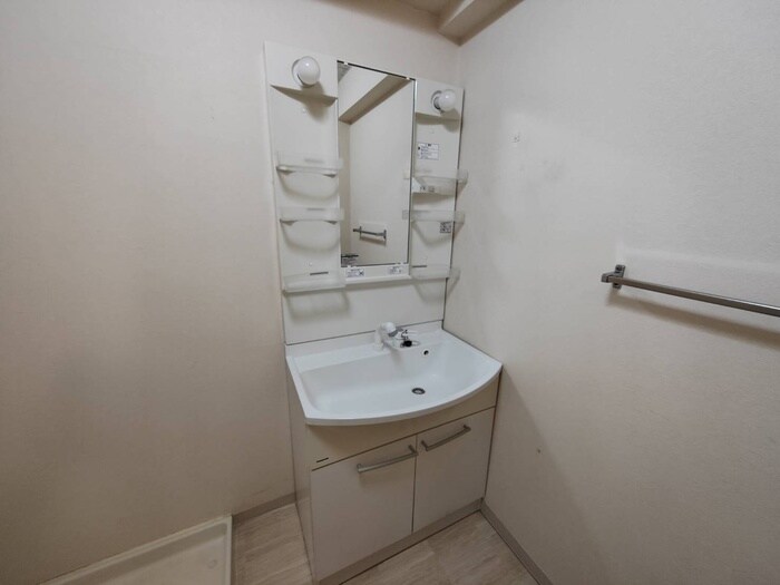 物件内観写真16　(洗面)