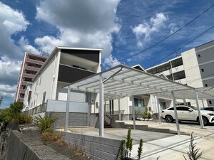 バンクーバー１１２４代万町Ａ棟外観写真