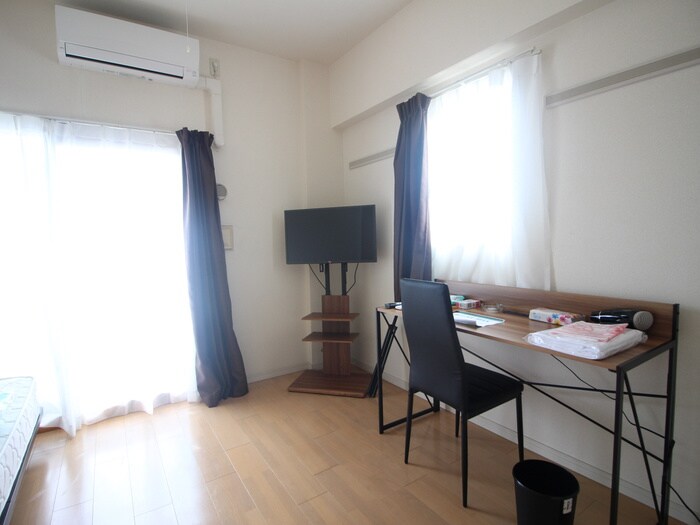 物件内観写真10　(居室)