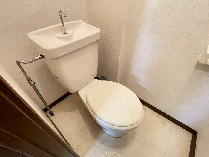 物件内観写真13　(トイレ)