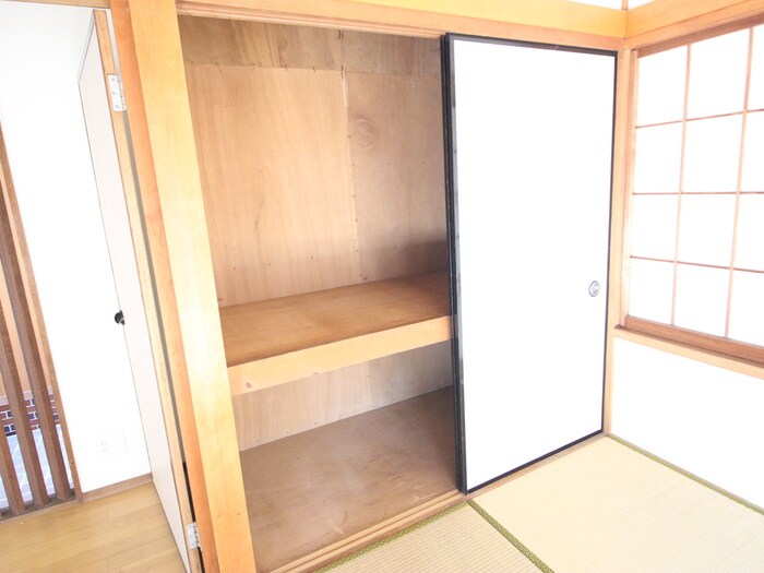 物件内観写真10　(収納)