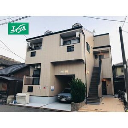 スプランドゥール道徳外観写真