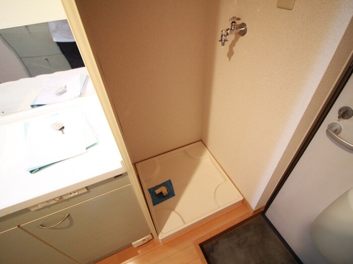 物件内観写真22　(洗濯機置場)