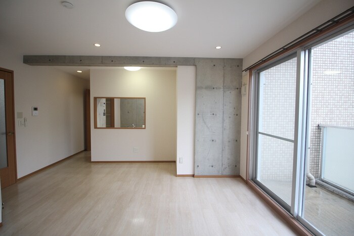 物件内観写真5　(居室)