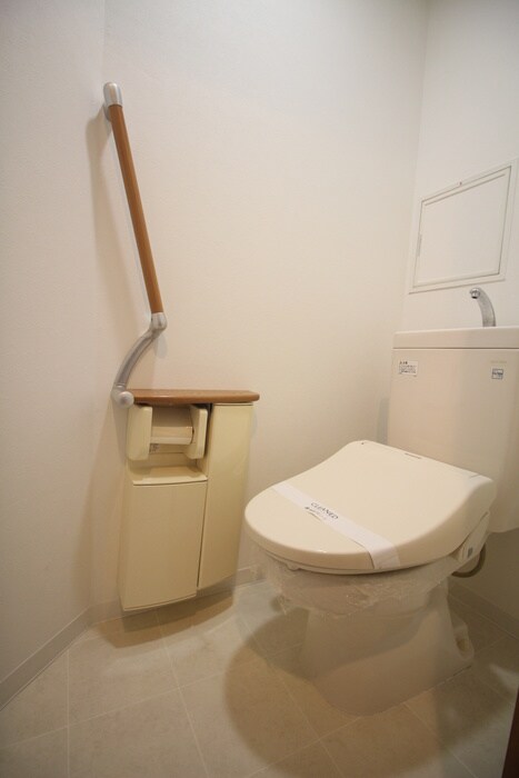 物件内観写真11　(トイレ)