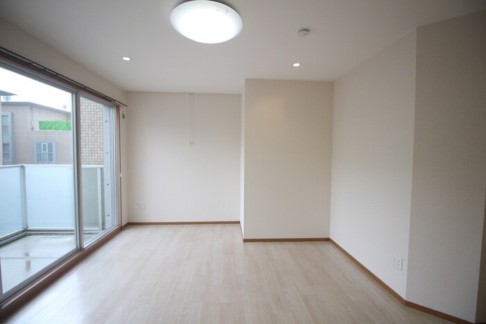 物件内観写真16　(居室)