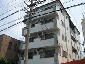 メゾンアンジュレ１外観写真