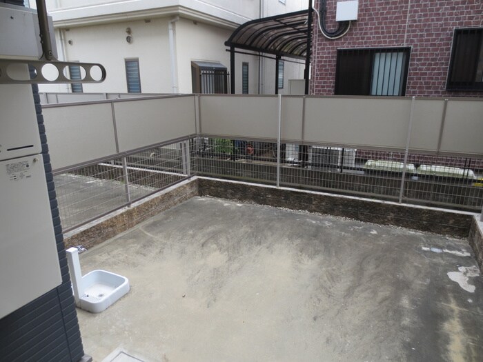 物件内観写真21　(室内からの展望)