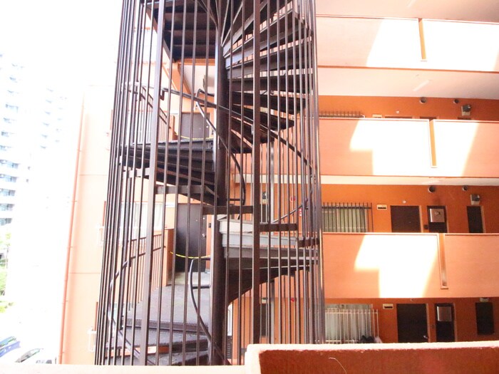 物件内観写真18　(室内からの展望)