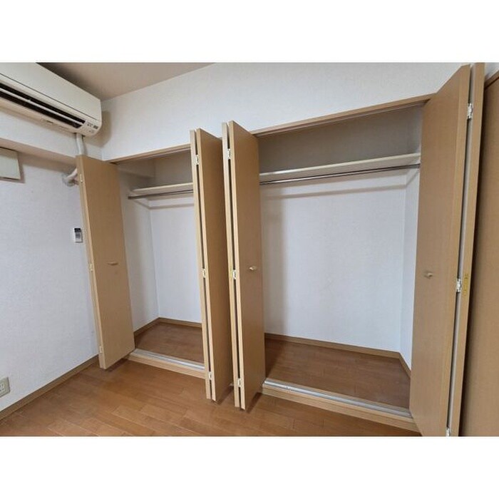 物件内観写真9　(収納)