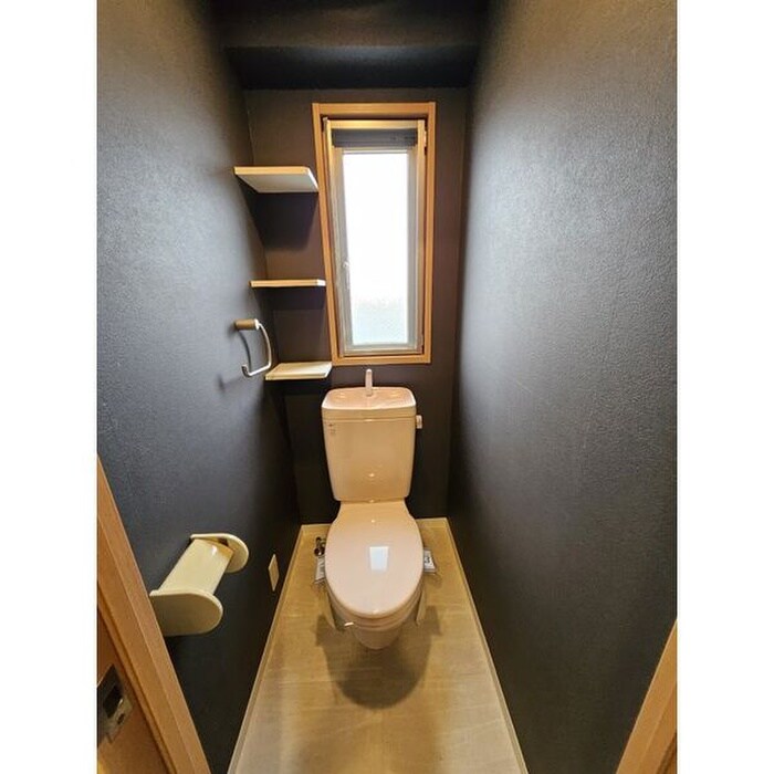 物件内観写真12　(トイレ)