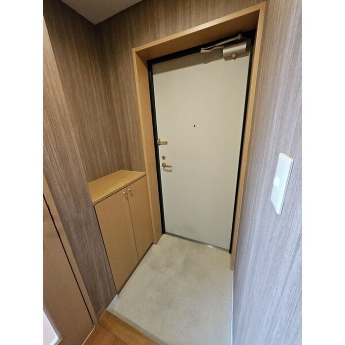 物件内観写真14　(玄関)