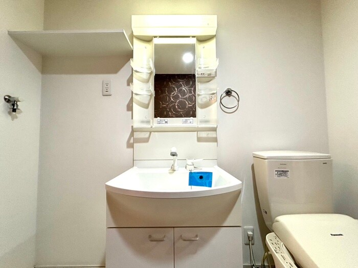 物件内観写真12　(洗面)