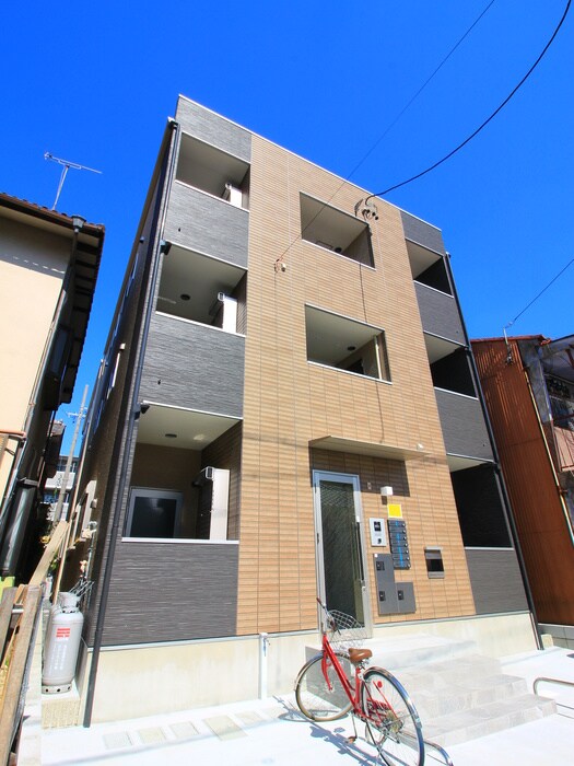 物件外観写真2　(外観写真)